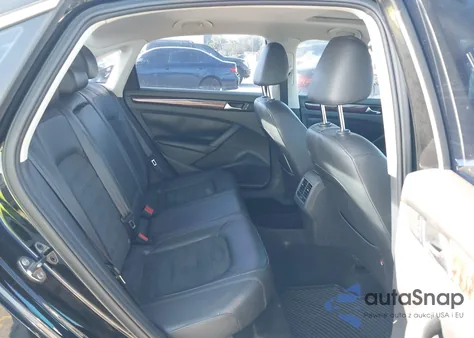 2013 Volkswagen Passat 2.5L Sel Premium from USA, damaged, VIN 1VWCH7A33DC012717